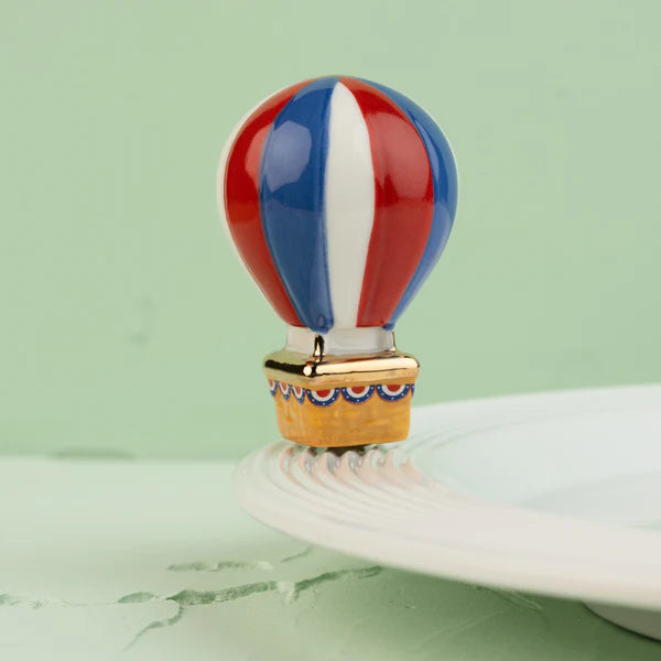 Red, White & Balloon Mini (A452)