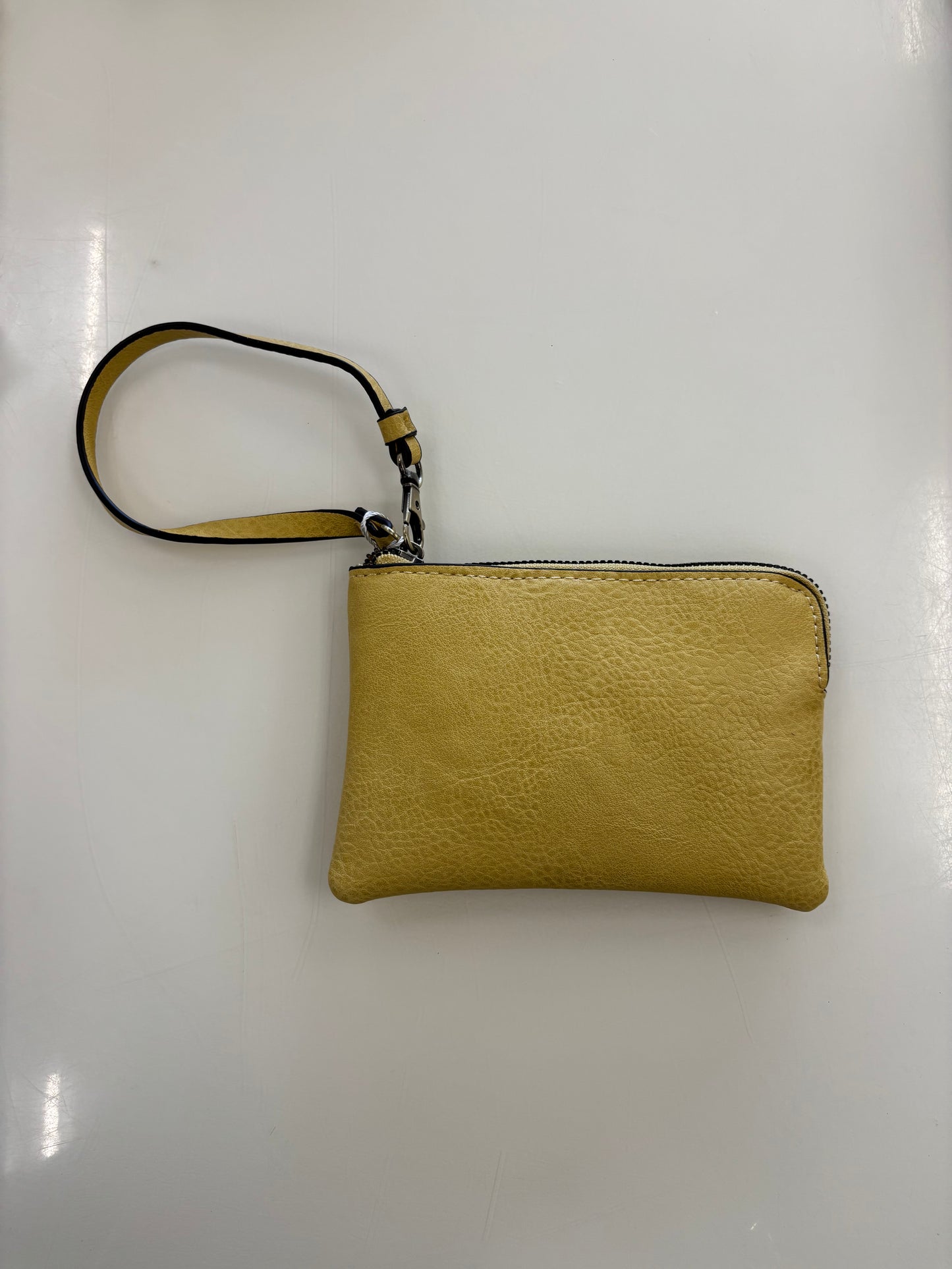 Pippa Wristlet Pouch