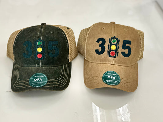 315 Shamrock Traffic Light Trucker Hat