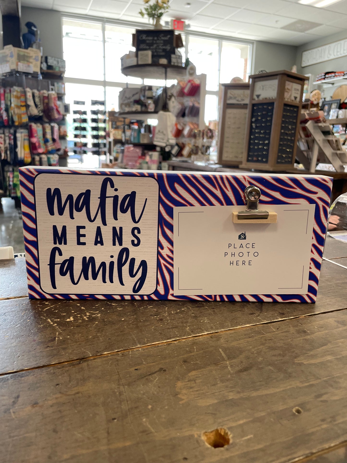 Mafia Mean Family - Frame